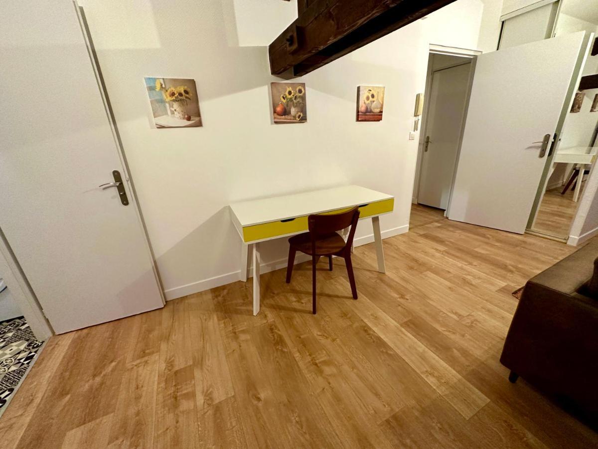 A4 Jacuzzi, Artem, Thermal Appartement *